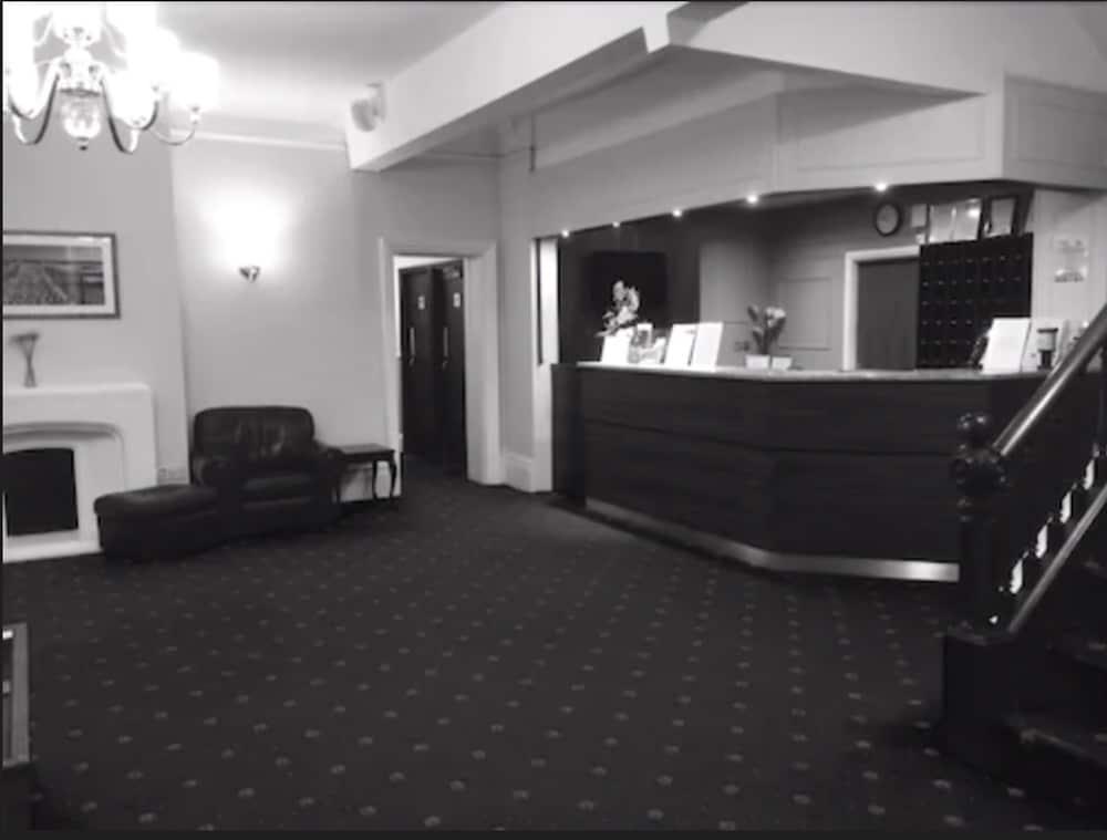 Ommaroo Hotel Ст. Хейлир Джерси Экстерьер фото